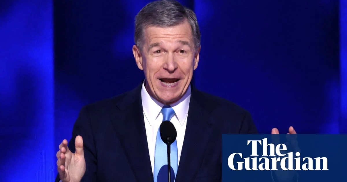North Carolina governor says 'Kamala Harris will fight for you to the very end' – video