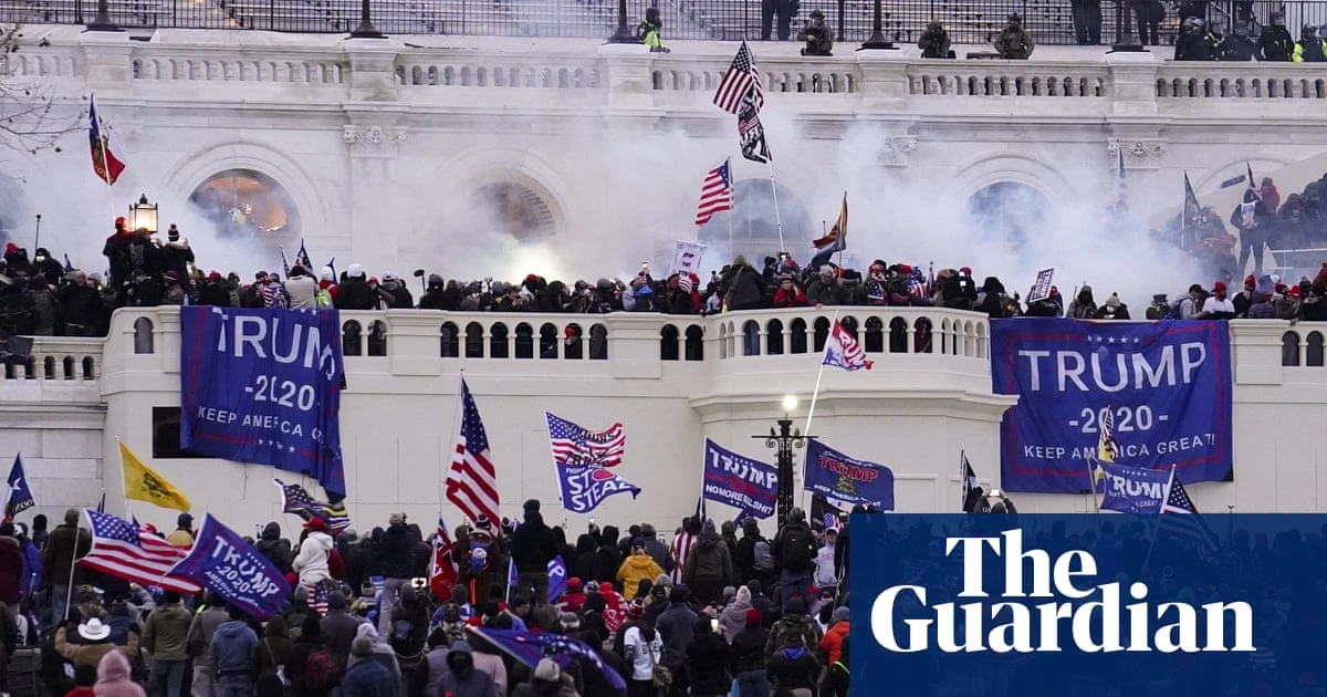 January 6 rioter who was pardoned by Trump arrested for burglary