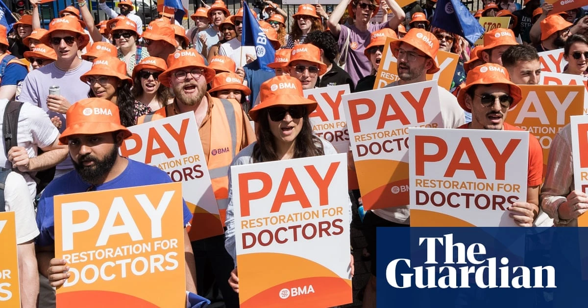 Who is calling the shots when it comes to UK wage levels: workers or bosses?