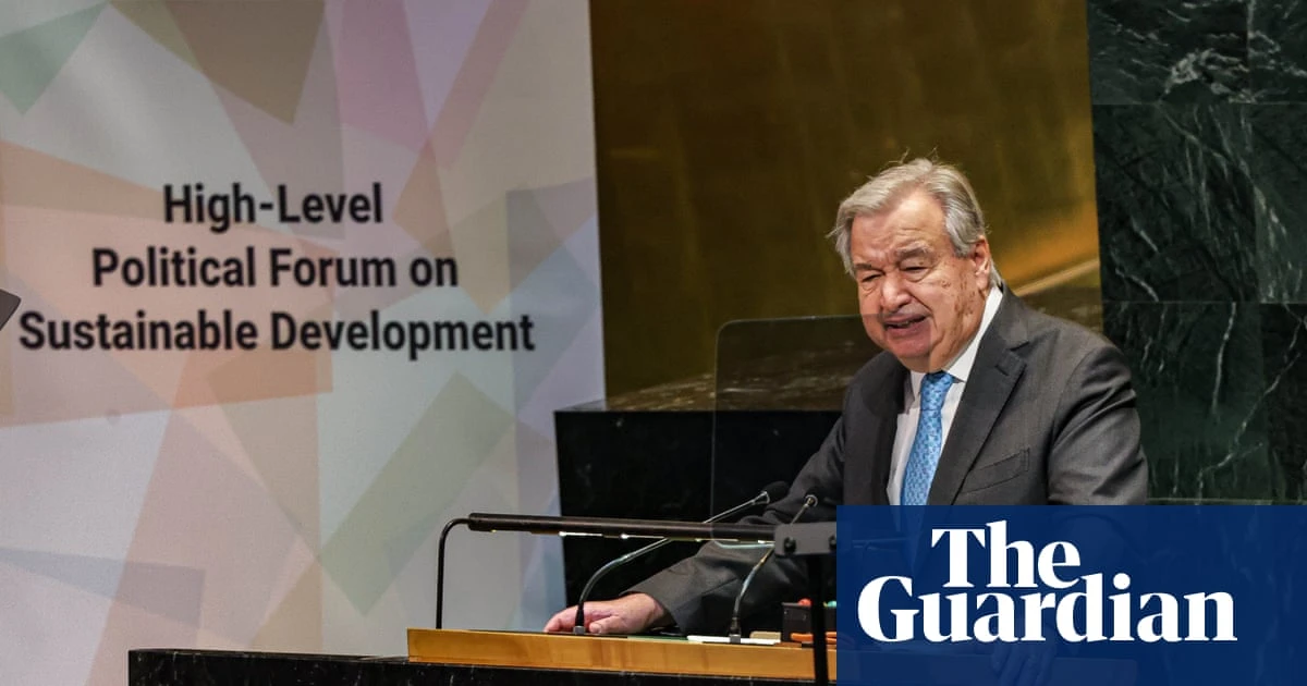 World on brink of climate breakthrough as fossil fuels ‘run out of road’, UN chief says