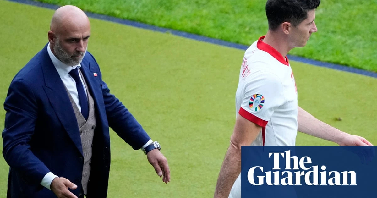 Poland manager Probierz quits after Lewandowski refuses to play under him