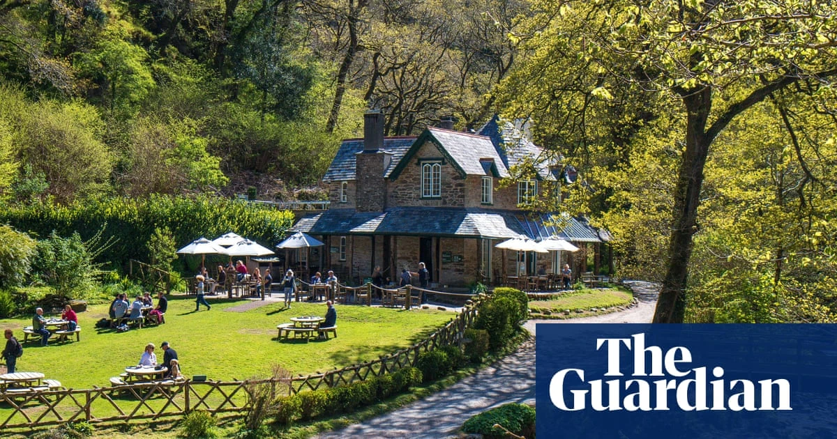 National Trust to cut at least 550 jobs after £10m rise in costs from Reeves’s budget
