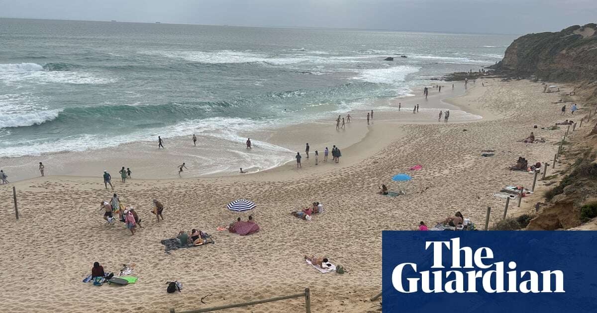 Tourism agency deletes ‘pristine swimming spot’ post about unpatrolled beach on Mornington Peninsula