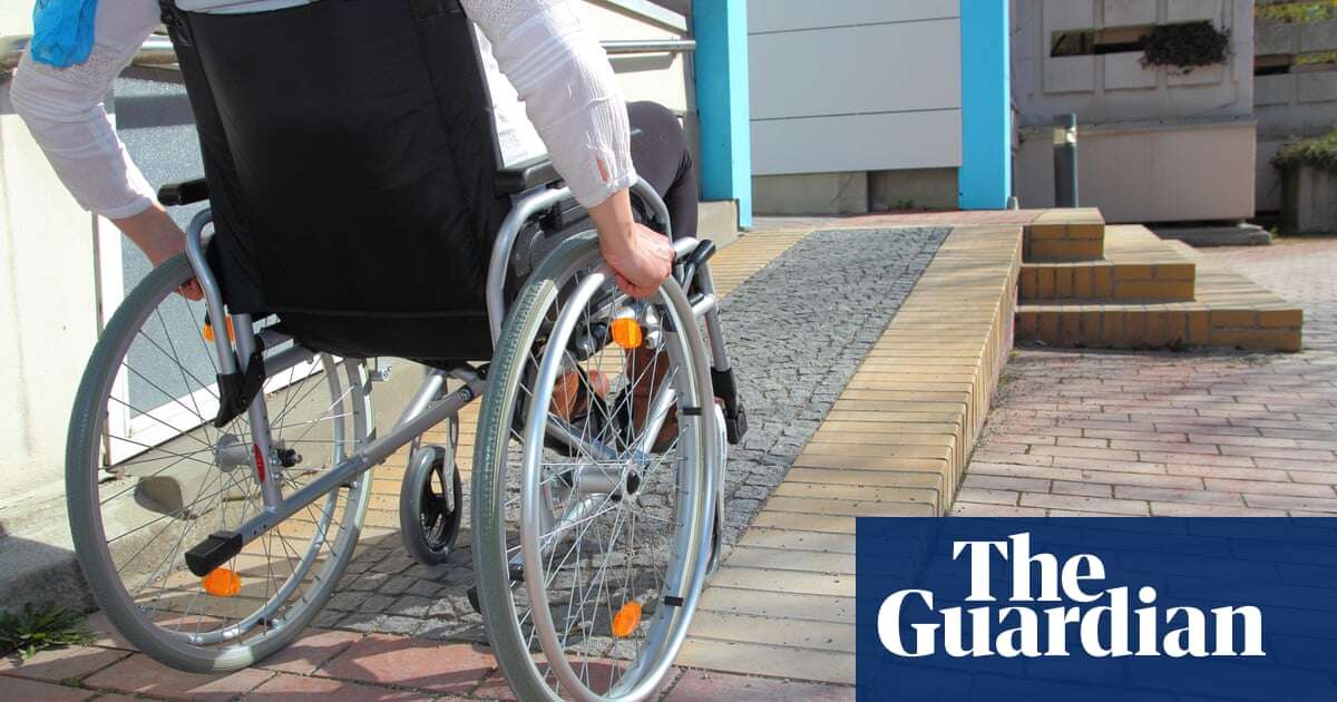 Overhaul ‘unsustainable’ incapacity benefits system, Lords committee urges