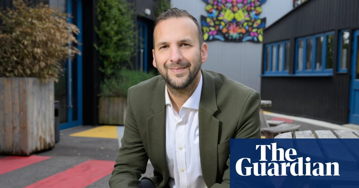 Green party leadership race exposes tensions as electoral ambitions grow