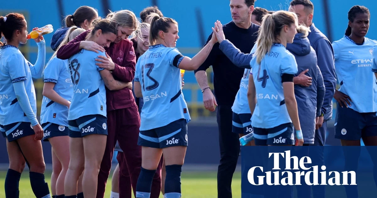 Gareth Taylor in talks with Liverpool to take over as manager of WSL club