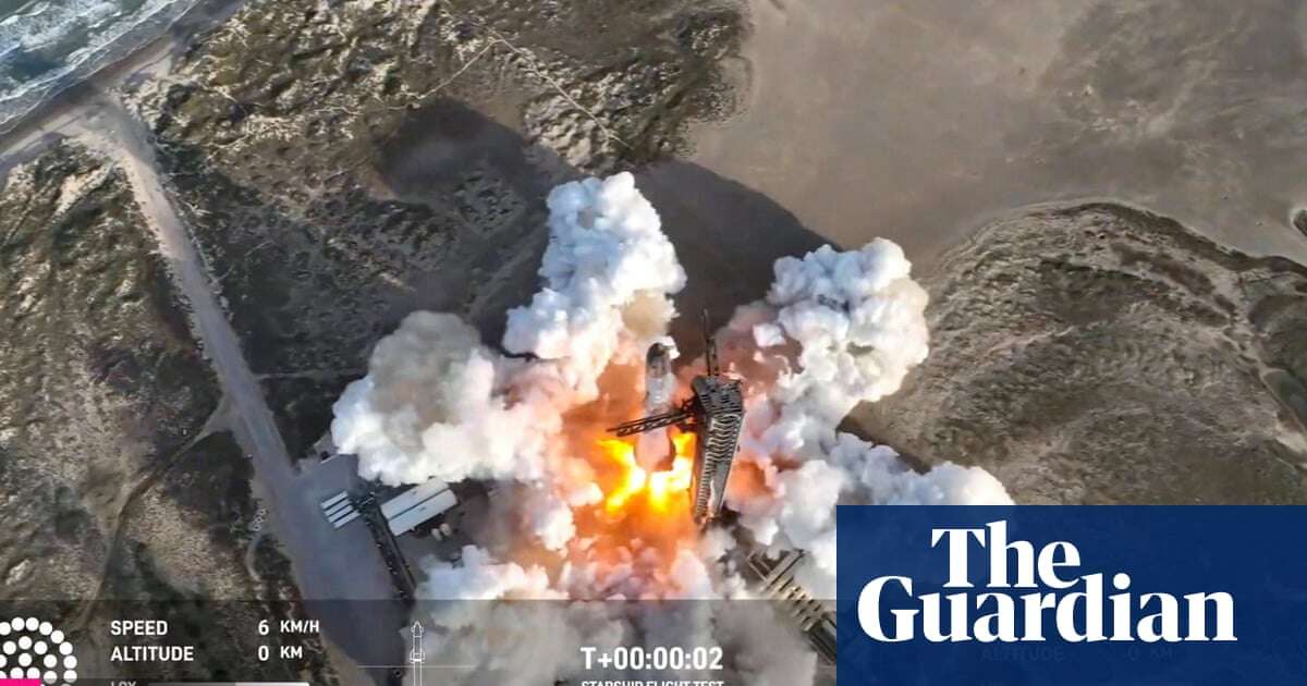 SpaceX failure: Musk's company loses control of second consecutive Starship rocket – video