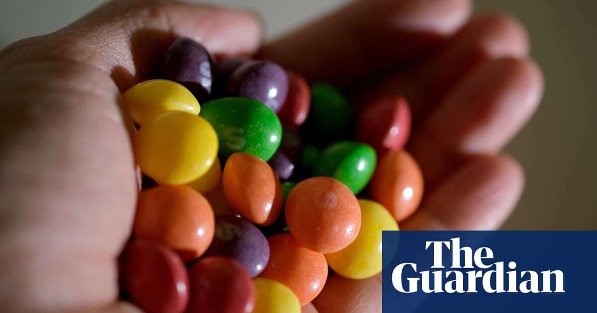 At least a dozen US states rush to ban common food dyes, citing health risks