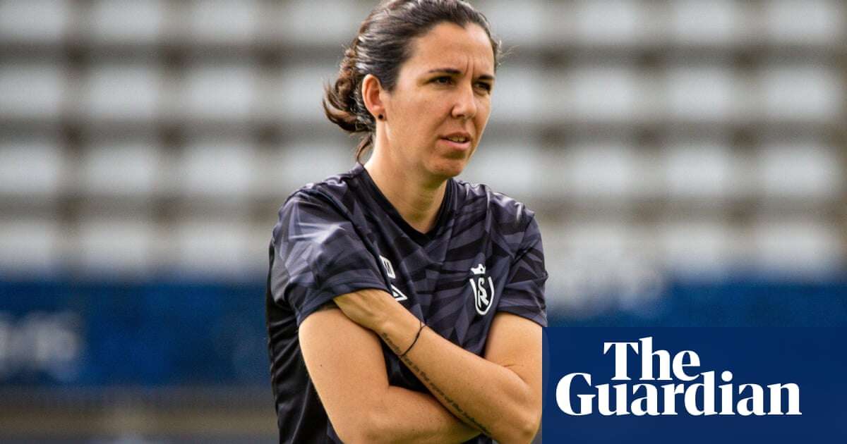 Leicester City Women considering appointment of Amandine Miquel as new manager