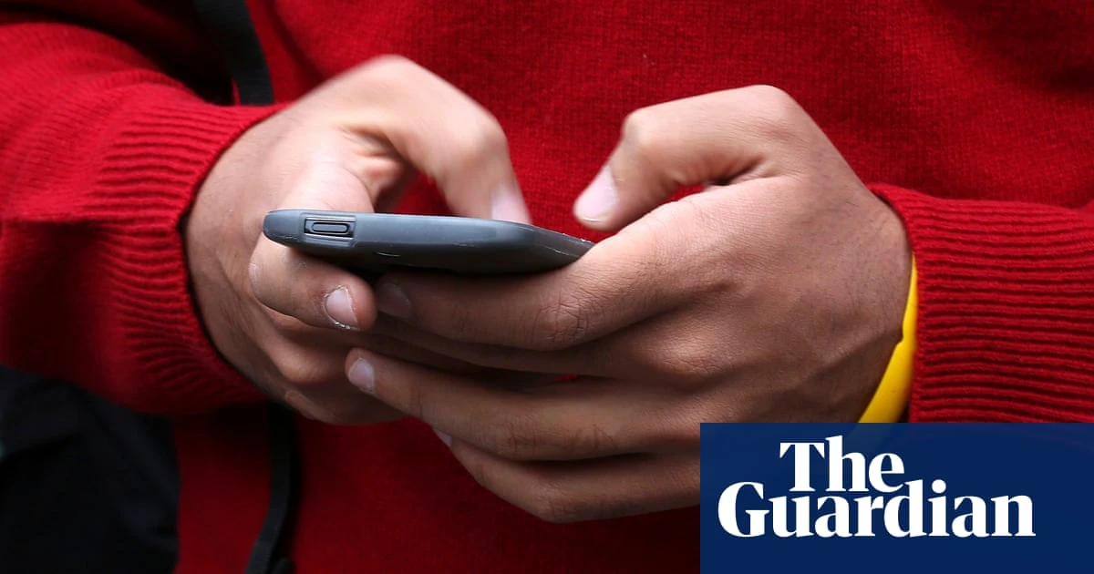 MPs accuse Apple and Google of profiting from rise in phone thefts