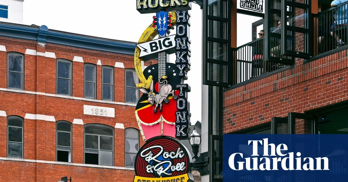 Kid Rock’s restaurant workers asked to go home to avoid rumored Ice raids