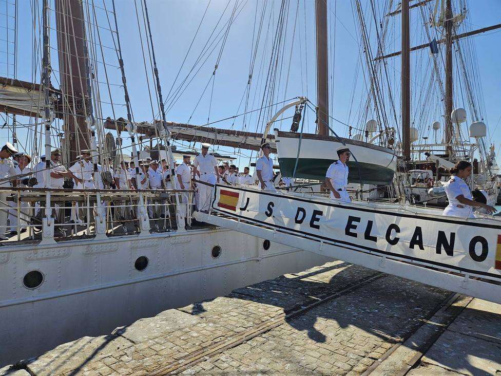 Cádiz dio la bienvenida al Juan Sebastián de Elcano tras siete meses de travesía por todo el mundo