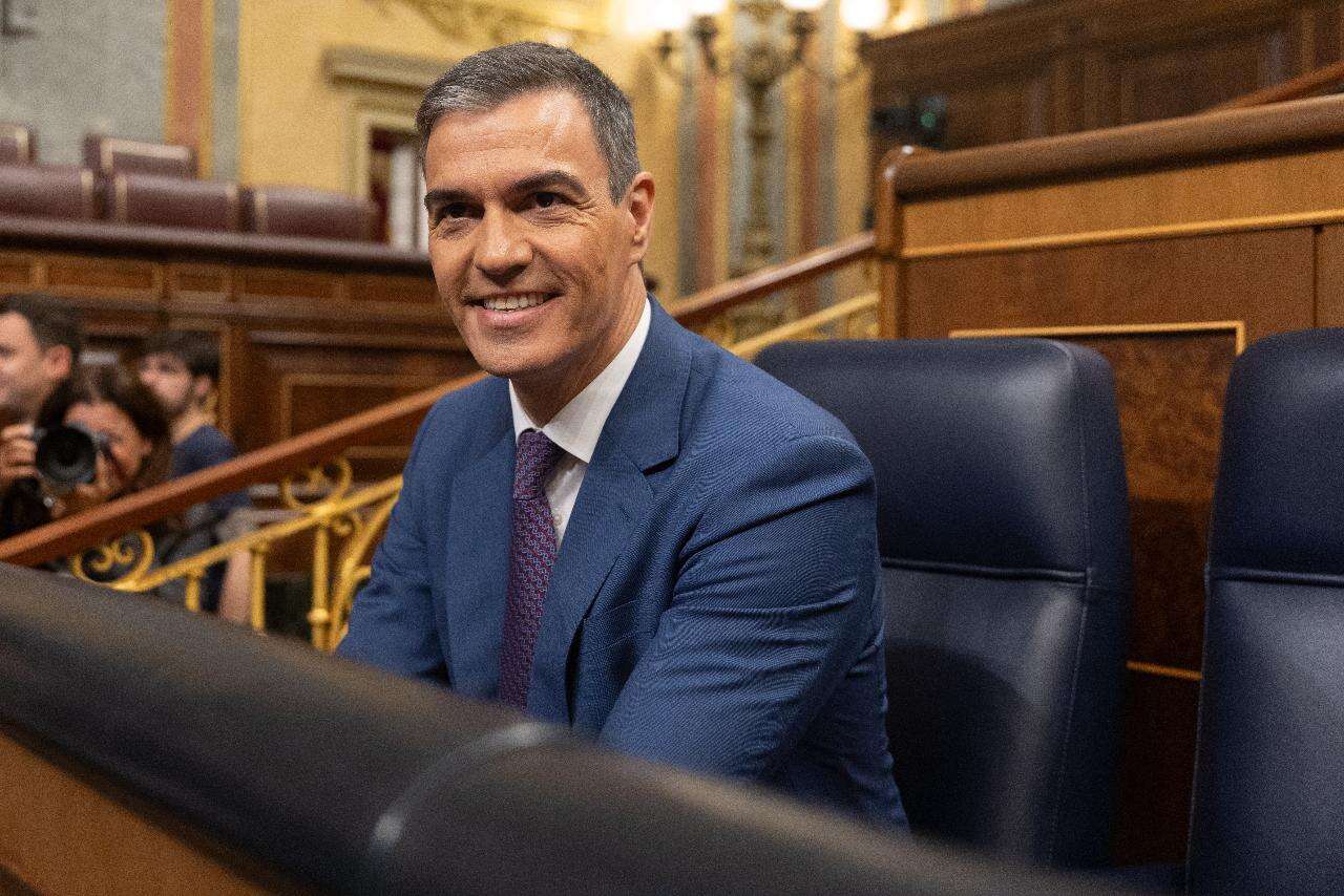 Línea Editorial: Ofensiva de Pedro Sánchez contra los medios críticos