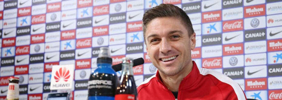 Siqueira: “Los ascensos son siempre difíciles, pero el Granada CF juega en casa y será mas fácil”