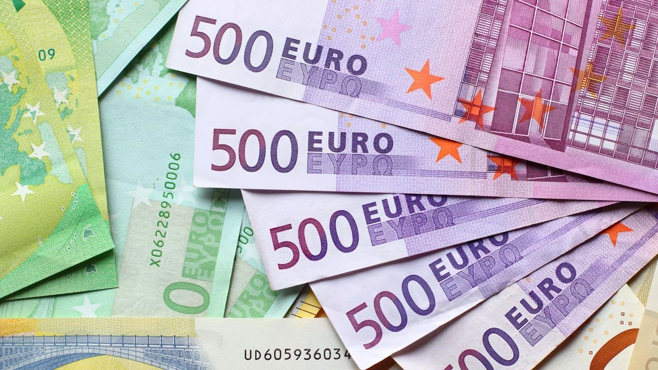 Kursy walut EUR, USD, CHF w piątek 24 kwietnia 2026 roku. Sprawdź oficjalne kursy NBP