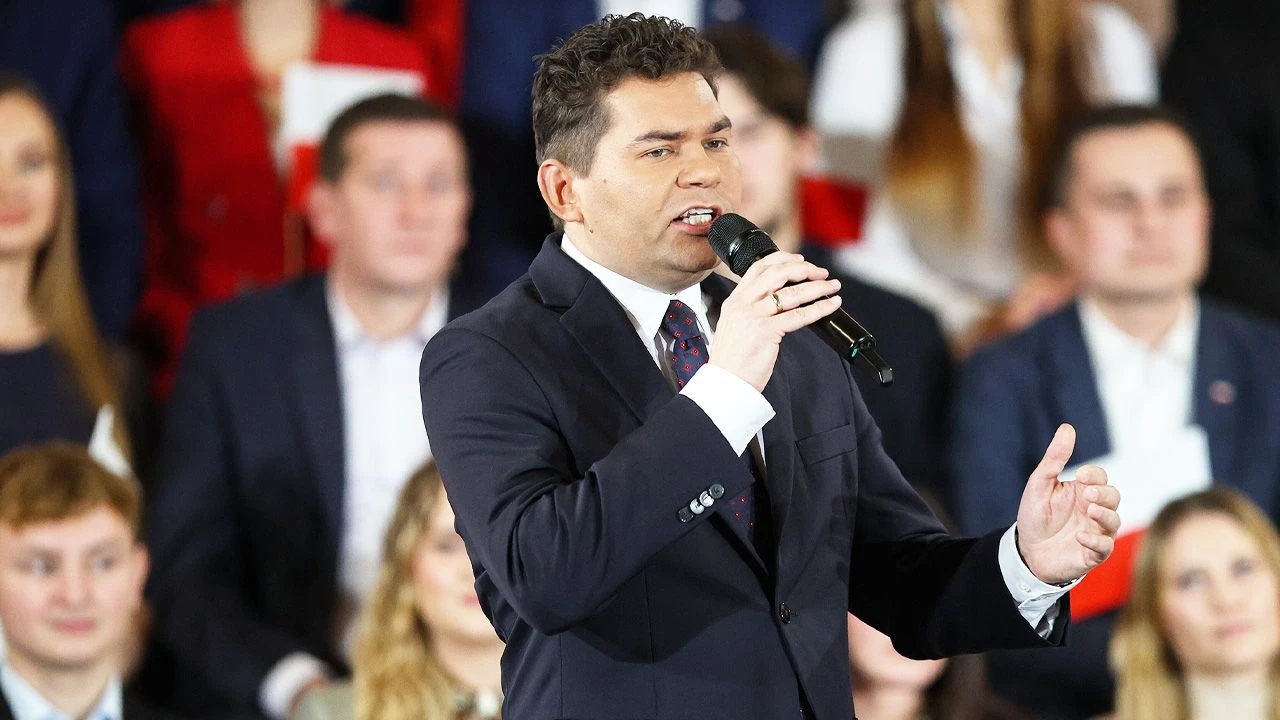 Pożyczka na komputery do urzędów. Burza wokół decyzji prezydenta Stalowej Woli