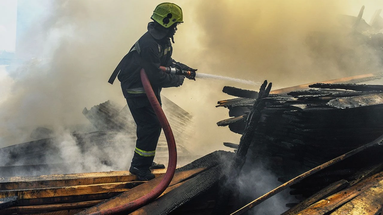 Pożar w akademiku. Nie żyje co najmniej 10 uczennic