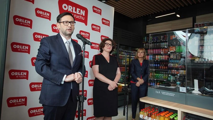 PKN Orlen otworzył w Warszawie pierwszy punkt sprzedaży „Orlen w ruchu”