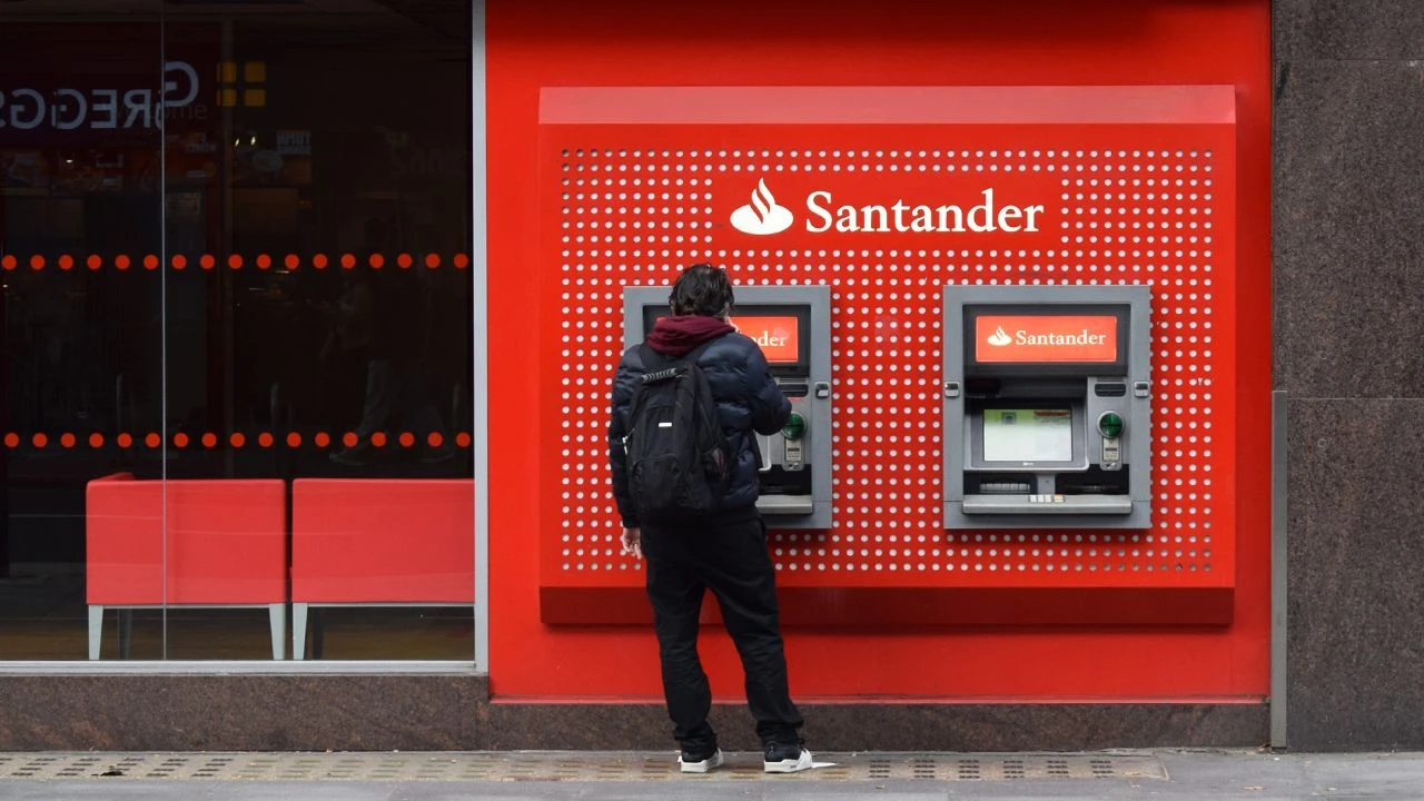Kradzież z kont bankowych Santandera. Ruszyło zbiorcze śledztwo