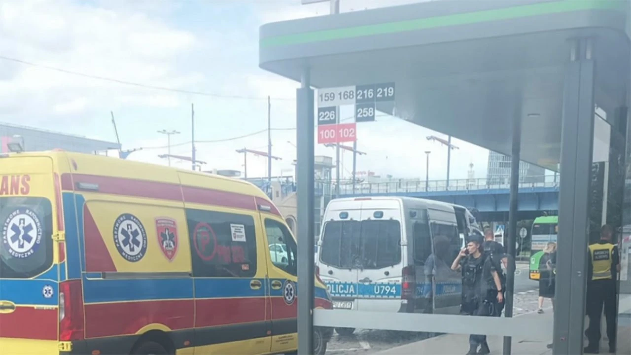 Bójka na poznańskim dworcu. Polała się krew