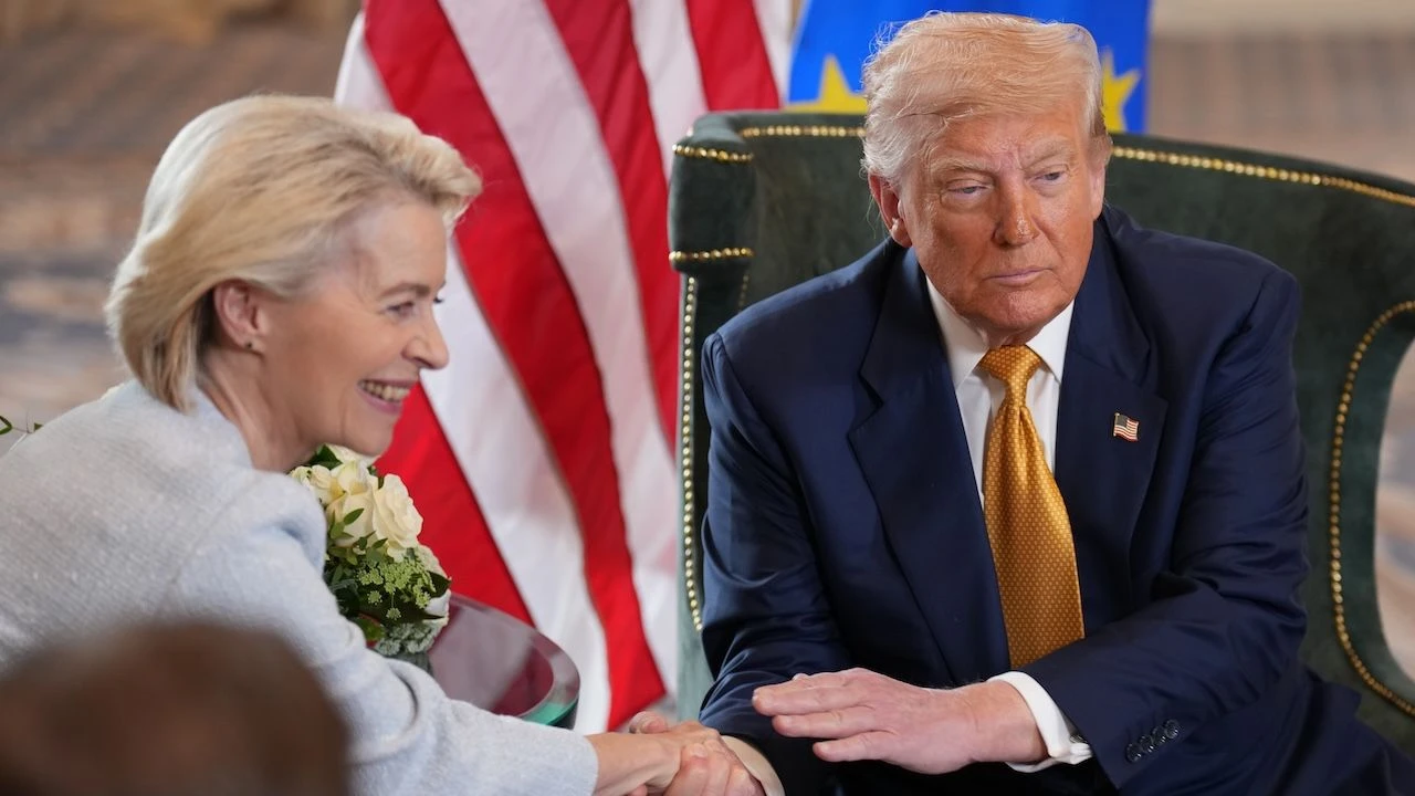 „Czarny dzień” dla Europy. Liderzy komentują układ z Trumpem