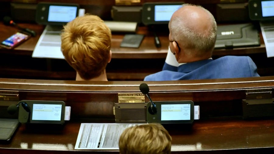 Kto z Porozumienia za Staroń, kto od Kukiza za Wiąckiem? A głosy Konfederacji?