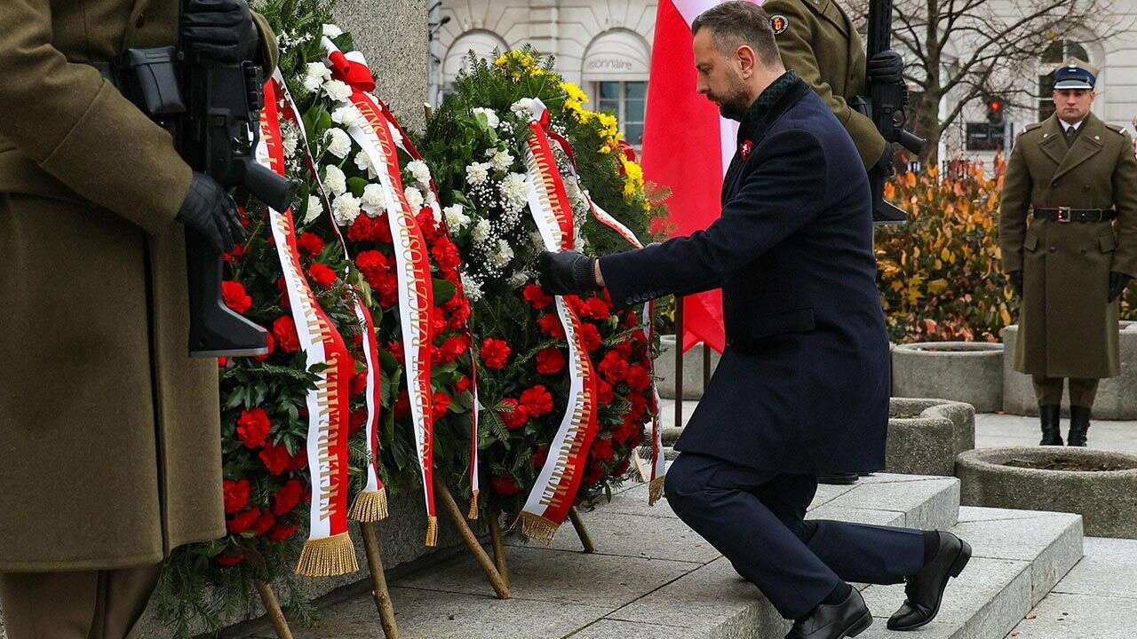 Przemowa szefa MON. „Nie ma lepszych i gorszych patriotów”