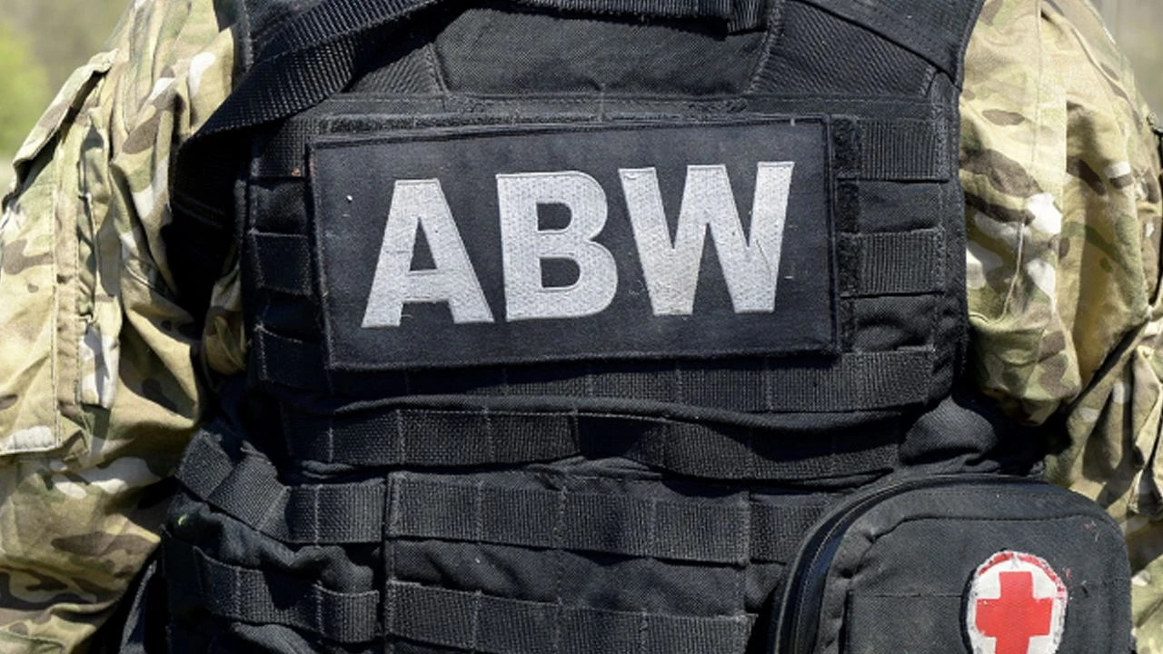ABW zatrzymała szpiega z Azji. Oficer wywiadu działał przeciwko Polsce