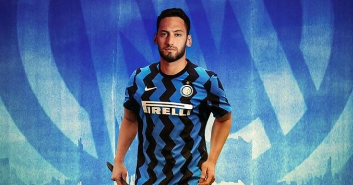 Inter, quel dettaglio pazzesco nel giorno di Calhanoglu: tradimento totale, 