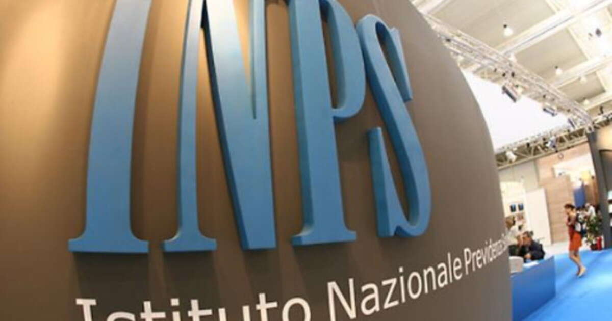 Gli immigrati non ci pagano le pensioni: dall'Inps colpo da ko tecnico per la sinistra