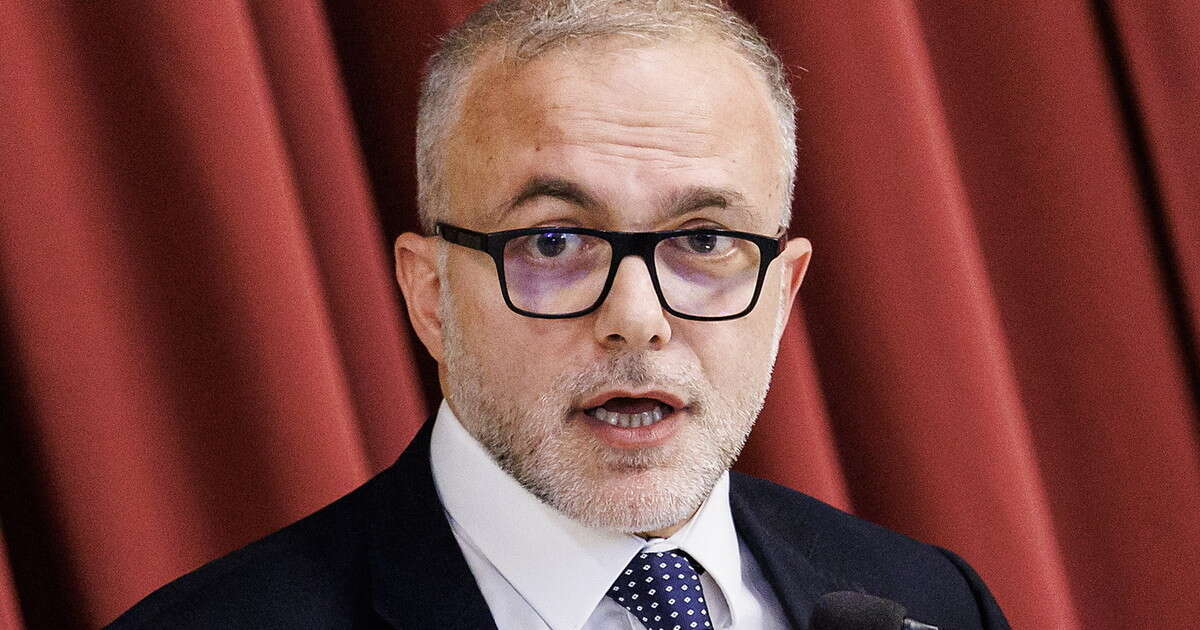 Mister tasse Ruffini attacca il governo? Smentito a tempo record: il primo disastro del 'candidato'