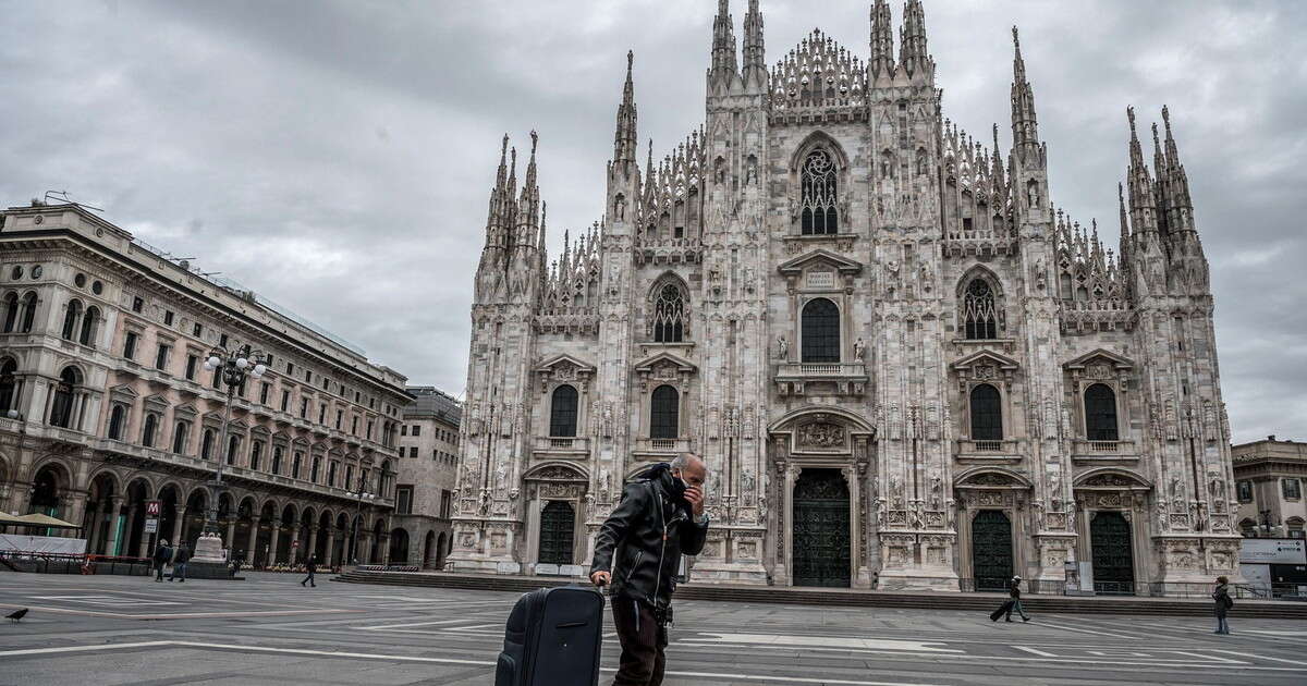 Se la nuova Milano piena di turisti ha perso lo sguardo di sant'Ambroeus