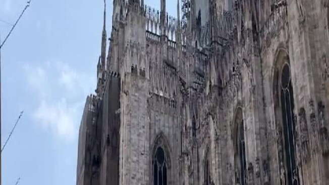 Milano, al via saldi estivi ma in centro niente code