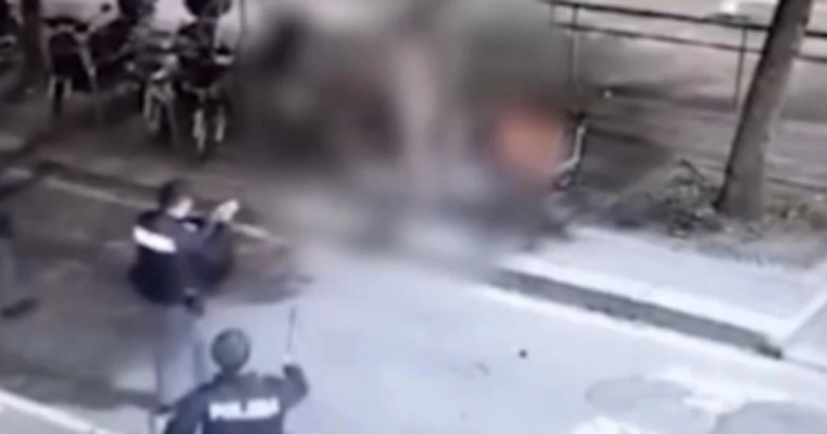 Aggredito dall'immigrato, poliziotto indagato. 