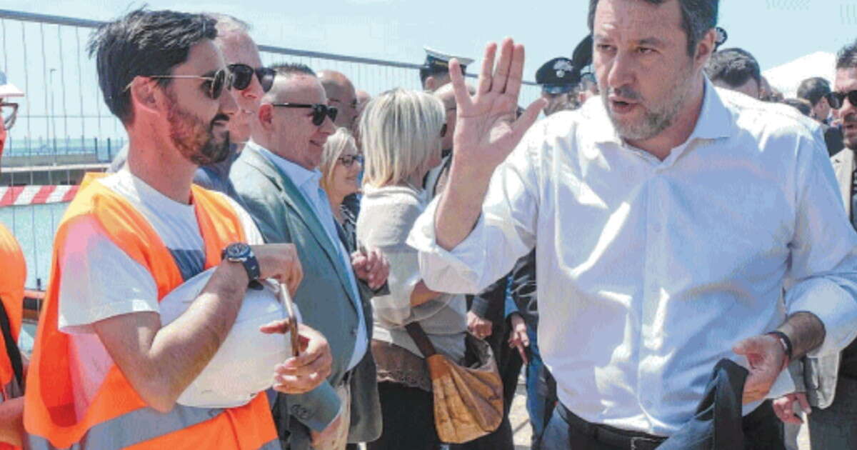 Milano, Salvini presenta il piano per salvare i cantieri bloccati dalla Procura