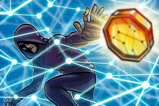  Hacker returns stolen funds from $40M GMX exploit 