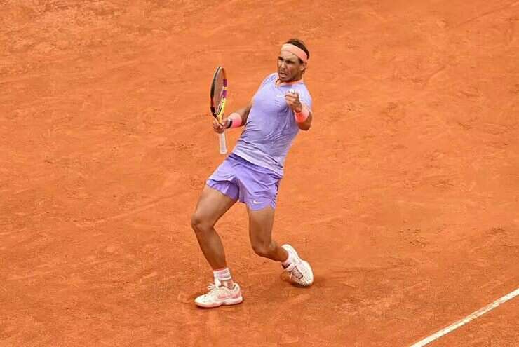 Nadal mất 3 giờ để ngược dòng ở Rome Open, vui mừng nói đã 