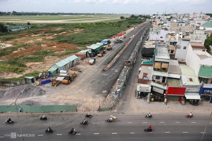 Dự án đường, hầm chui 'giải cứu' ùn tắc Tân Sơn Nhất dần thành hình