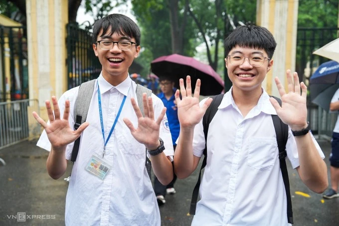 Điểm chuẩn lớp 10 ở Hà Nội có thể giảm 0,5-1