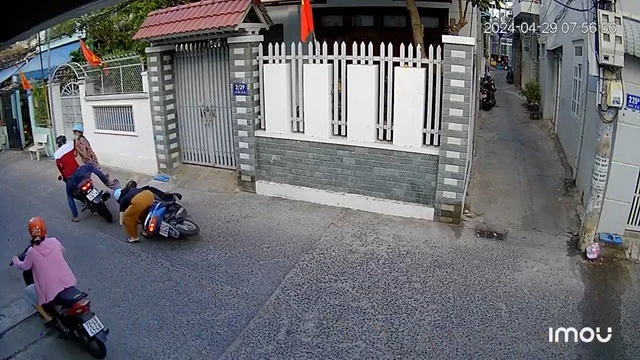 Clip 44 giây ghi lại vụ cướp táo tợn ở Bà Rịa- Vũng Tàu