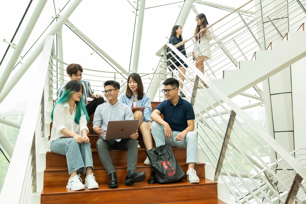 Đại học chất lượng cao hợp tác với THPT: Lợi ích “đa tầng”