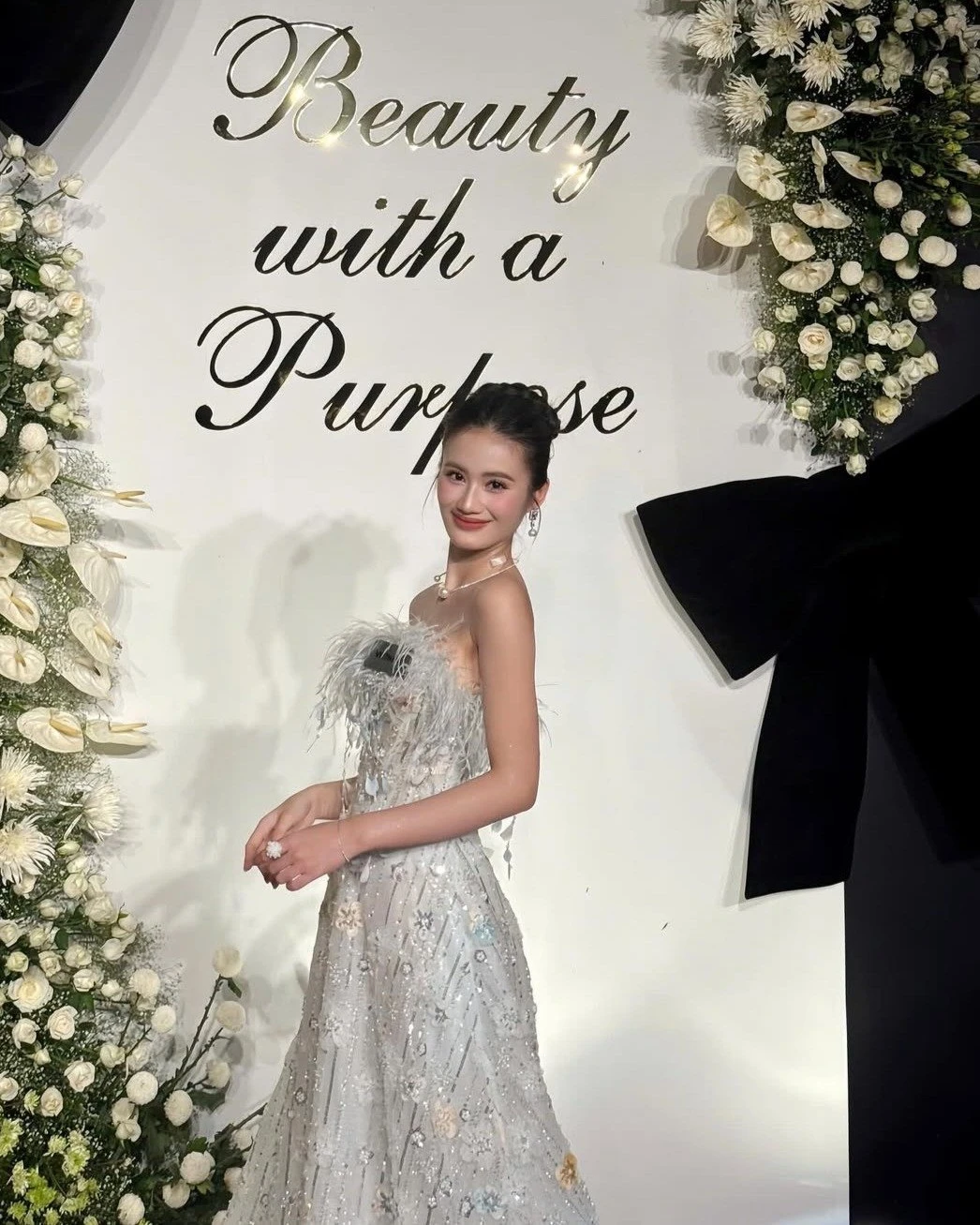 Hoa hậu Ý Nhi lọt top 8 dự án nhân ái xuất sắc nhất Miss World 2025