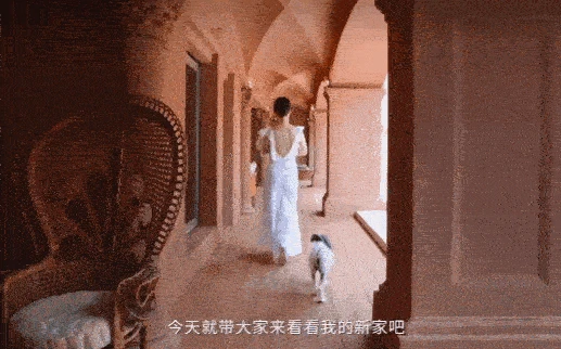 Biệt thự được ví như cung điện, nuôi cả chim công của Hoắc Tư Yến