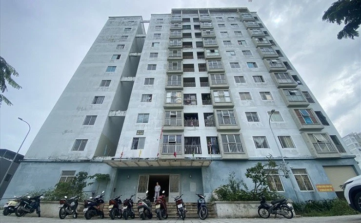 Lương 10 triệu/tháng, sau 6 năm mua nhà mua xe và 