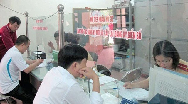 Tin vui cho hàng triệu người dân, sắp tới (1/8) có thể đăng ký xe và nhận biển số xe tại nhà