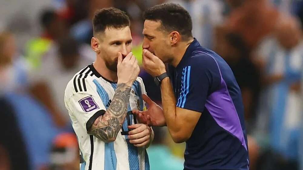 HLV Scaloni giải thích lý do không gọi siêu sao Messi lên tuyển