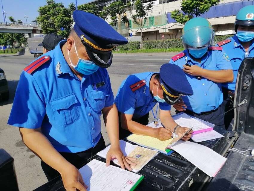 Bộ Công an nghiên cứu tăng mức phạt với các lỗi vi phạm giao thông cố ý