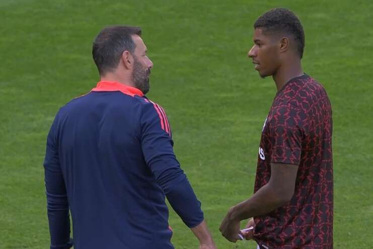 MU quyết giúp Rashford tìm lại phong độ: Van Nistelrooy ra tay, sao MU hào hứng