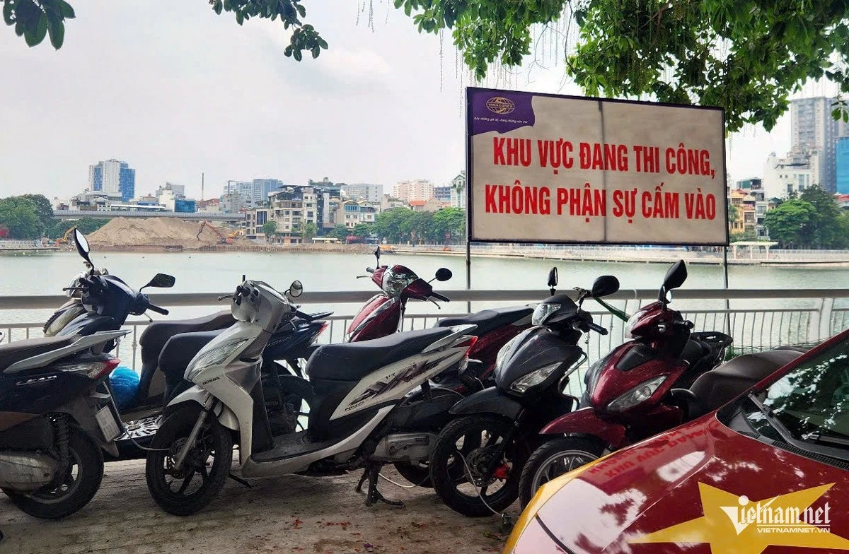 Nghe lời chủ quán, nhiều người ở Hà Nội sững sờ vì bị xử phạt