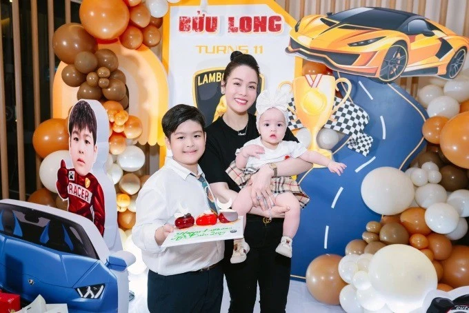 Ca sĩ Nhật Kim Anh ra mặt bênh vực tình mới của chồng cũ